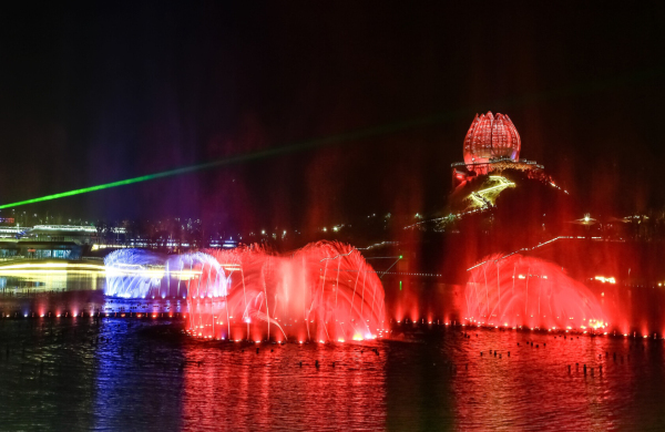 青岛世园会夜景照明项目安装调试完成